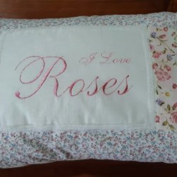 embroidered cushion “I Love Roses”