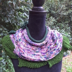 Handknitted pure wool cowl